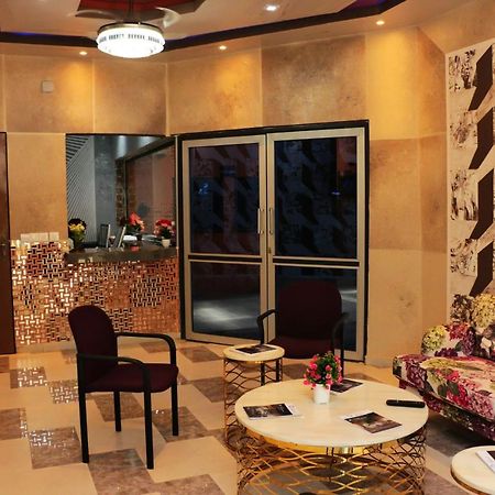 Hotel Laval أبيدجان المظهر الخارجي الصورة