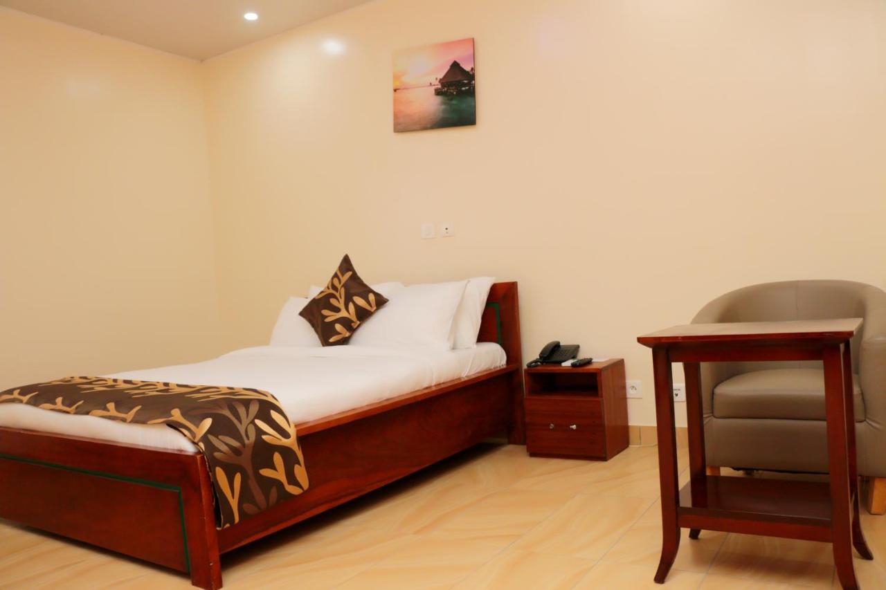 Hotel Laval أبيدجان المظهر الخارجي الصورة